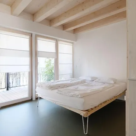 Schick Und Luftig Im Herzen Von Linz Exterior photo